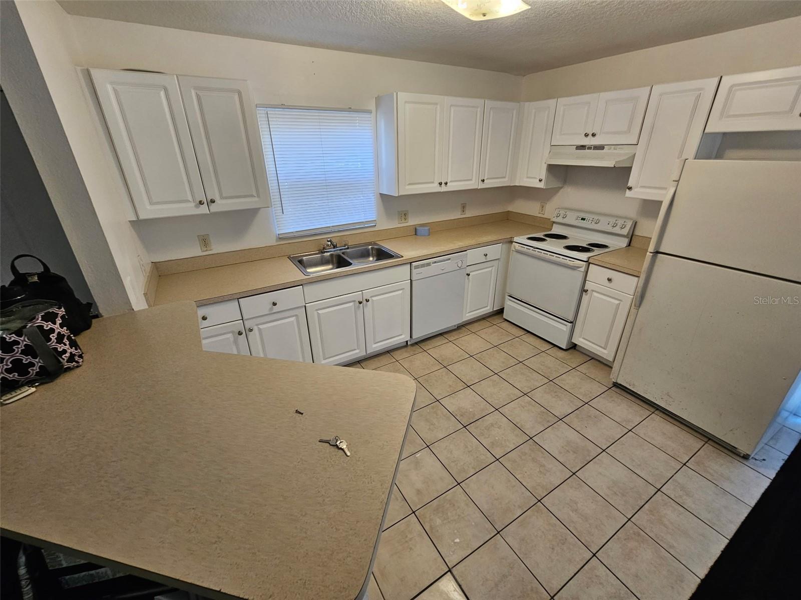 Image 4 of 10 For 1000 13th Avenue S