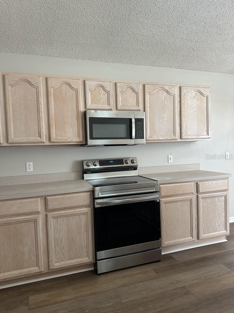 Image 9 of 26 For 8928 Southbay Drive