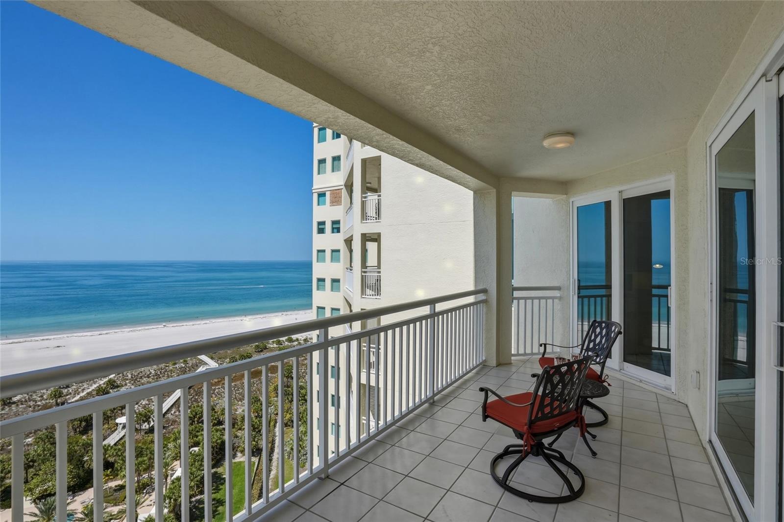 Listing photo id 33 for 1180 Gulf Boulevard 1805