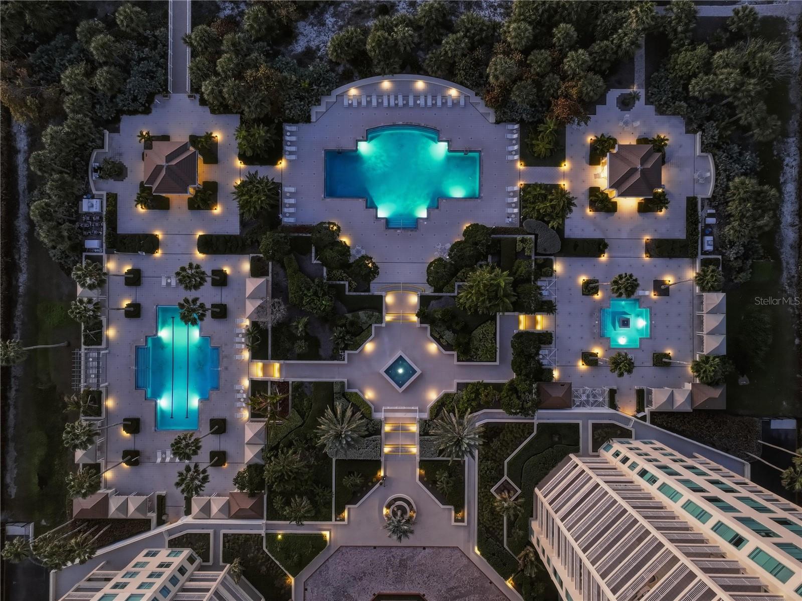 Listing photo id 50 for 1180 Gulf Boulevard 1805