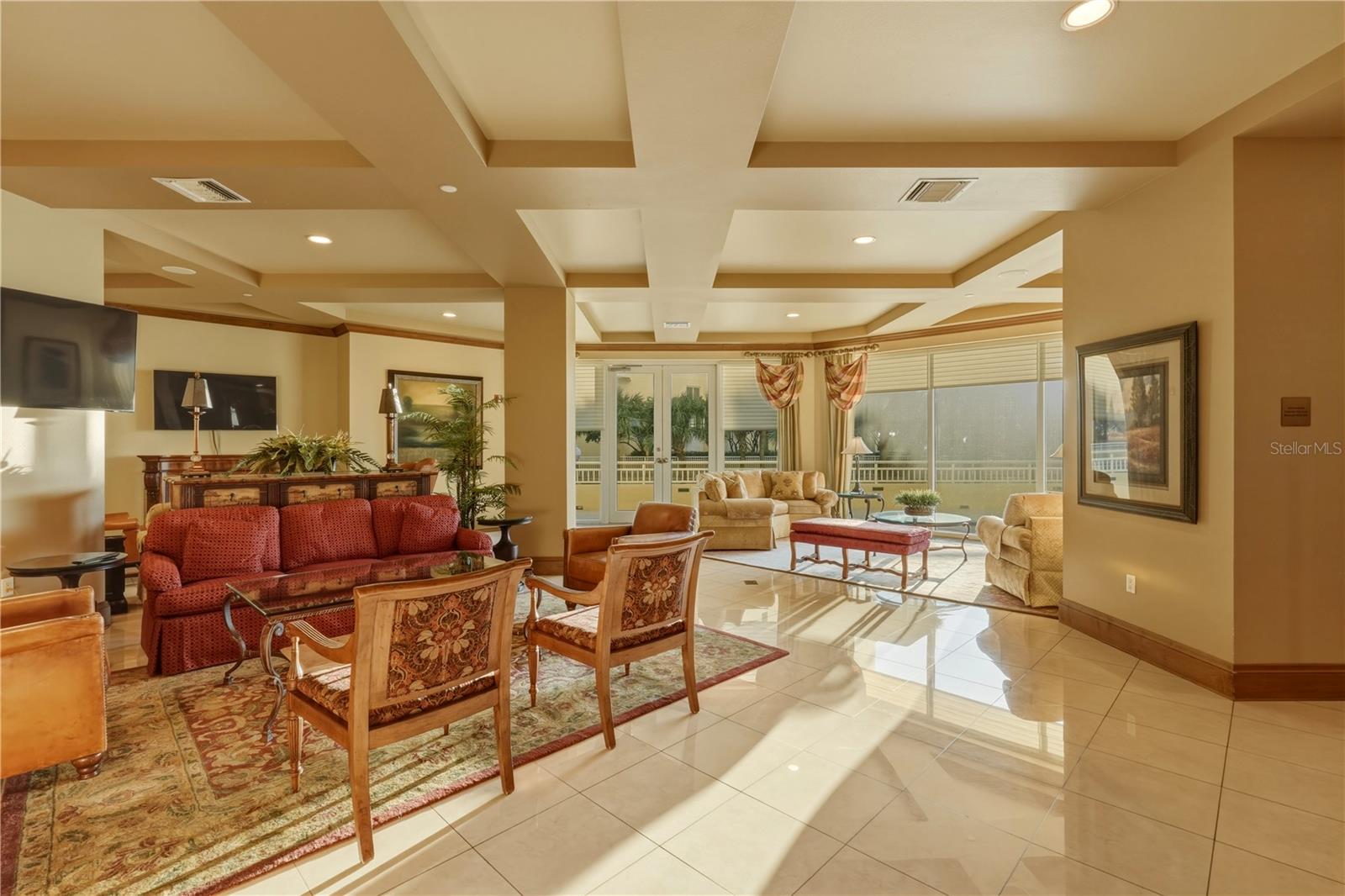 Listing photo id 66 for 1180 Gulf Boulevard 1805