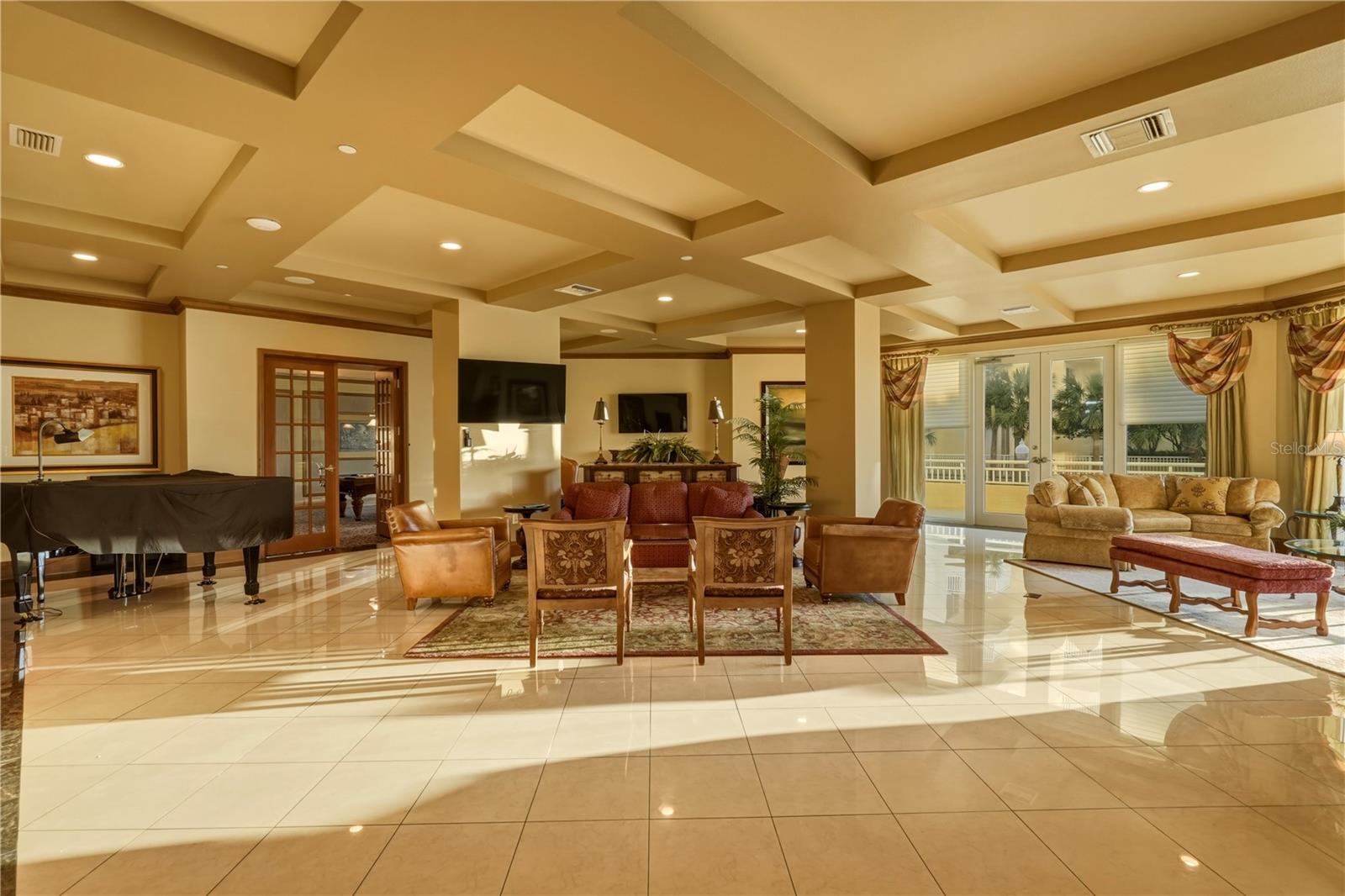 Listing photo id 67 for 1180 Gulf Boulevard 1805