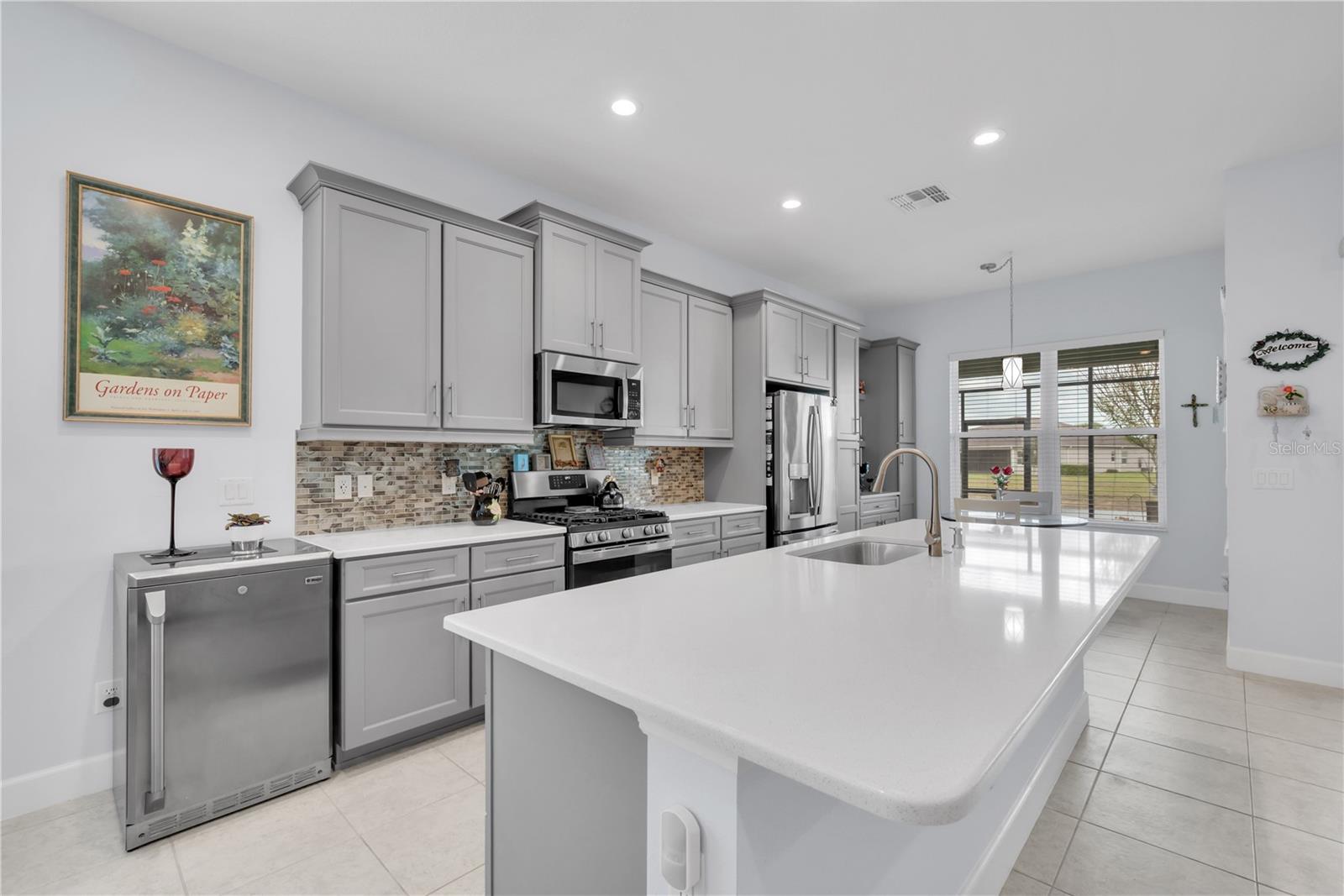 Image 12 of 51 For 4916 Sevilla Shores Drive