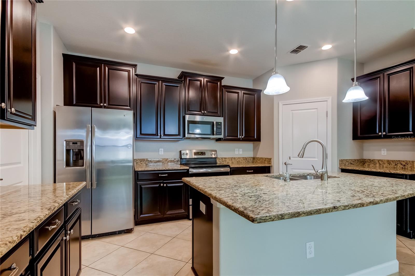 Image 6 of 21 For 11024 Little Blue Heron Drive