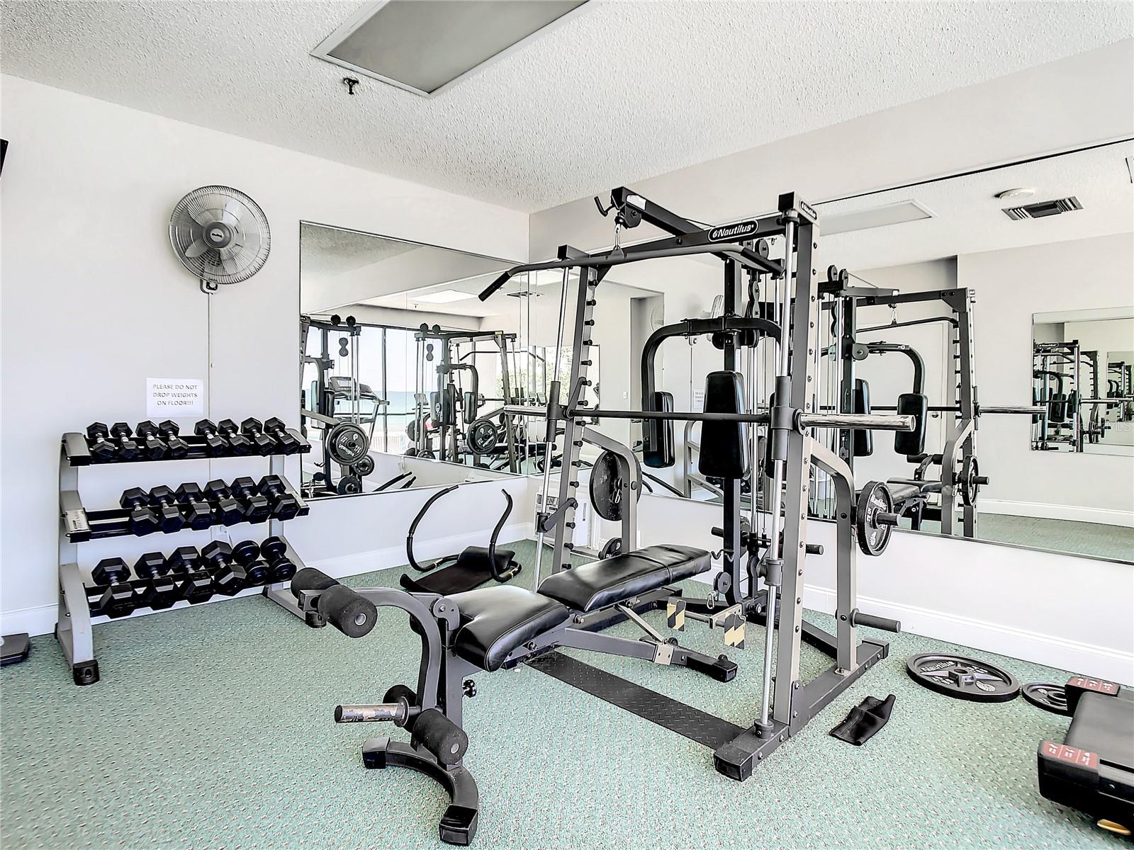 Image 38 of 91 For 15462 Gulf Boulevard 501