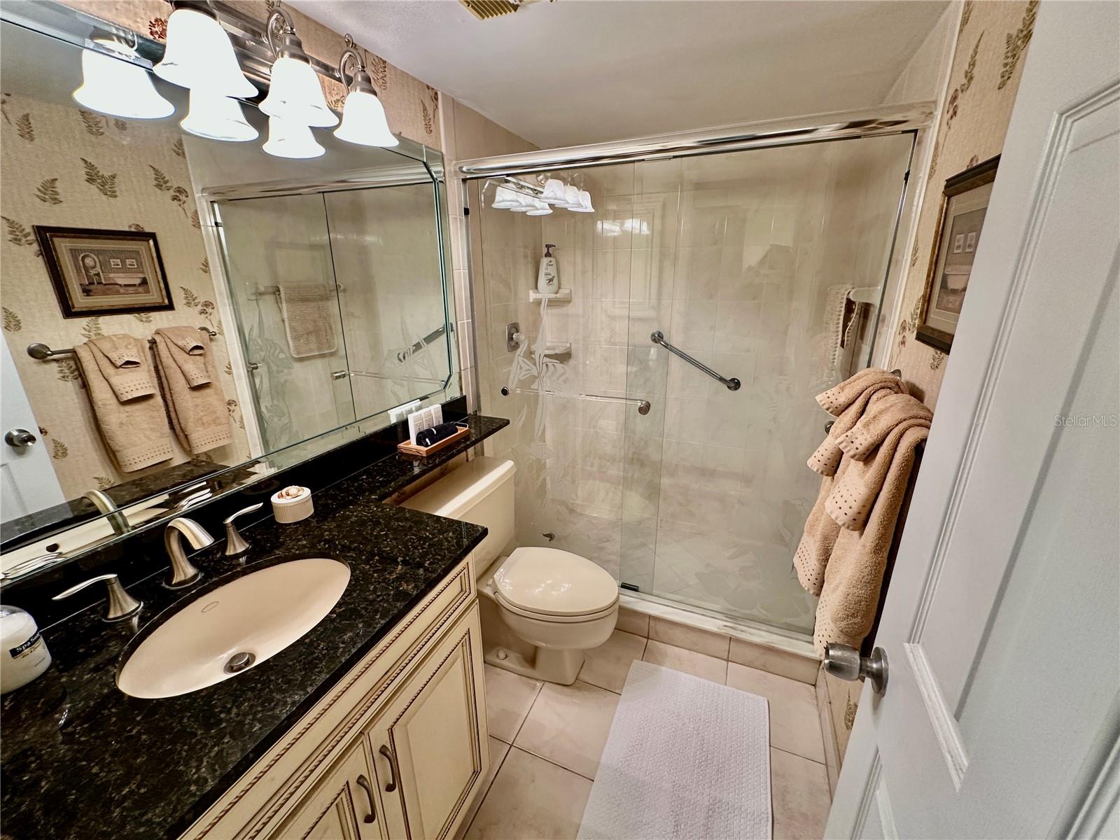 Image 78 of 91 For 15462 Gulf Boulevard 501