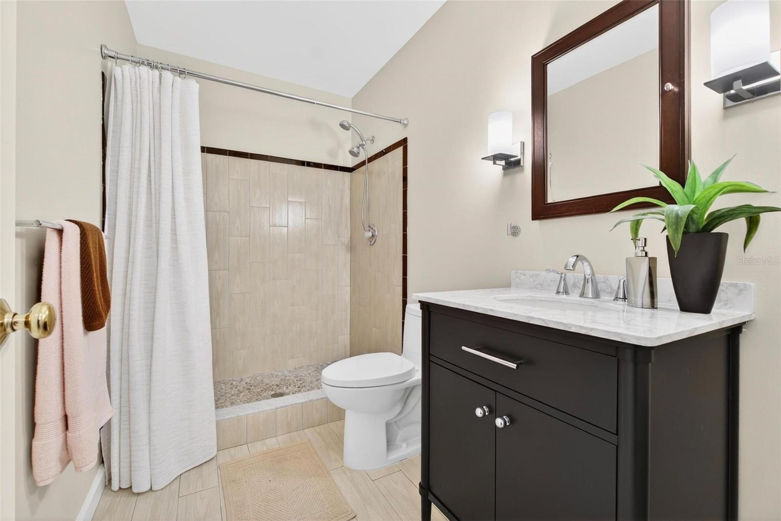 Image 16 of 69 For 2260 Costa Rican Drive 6