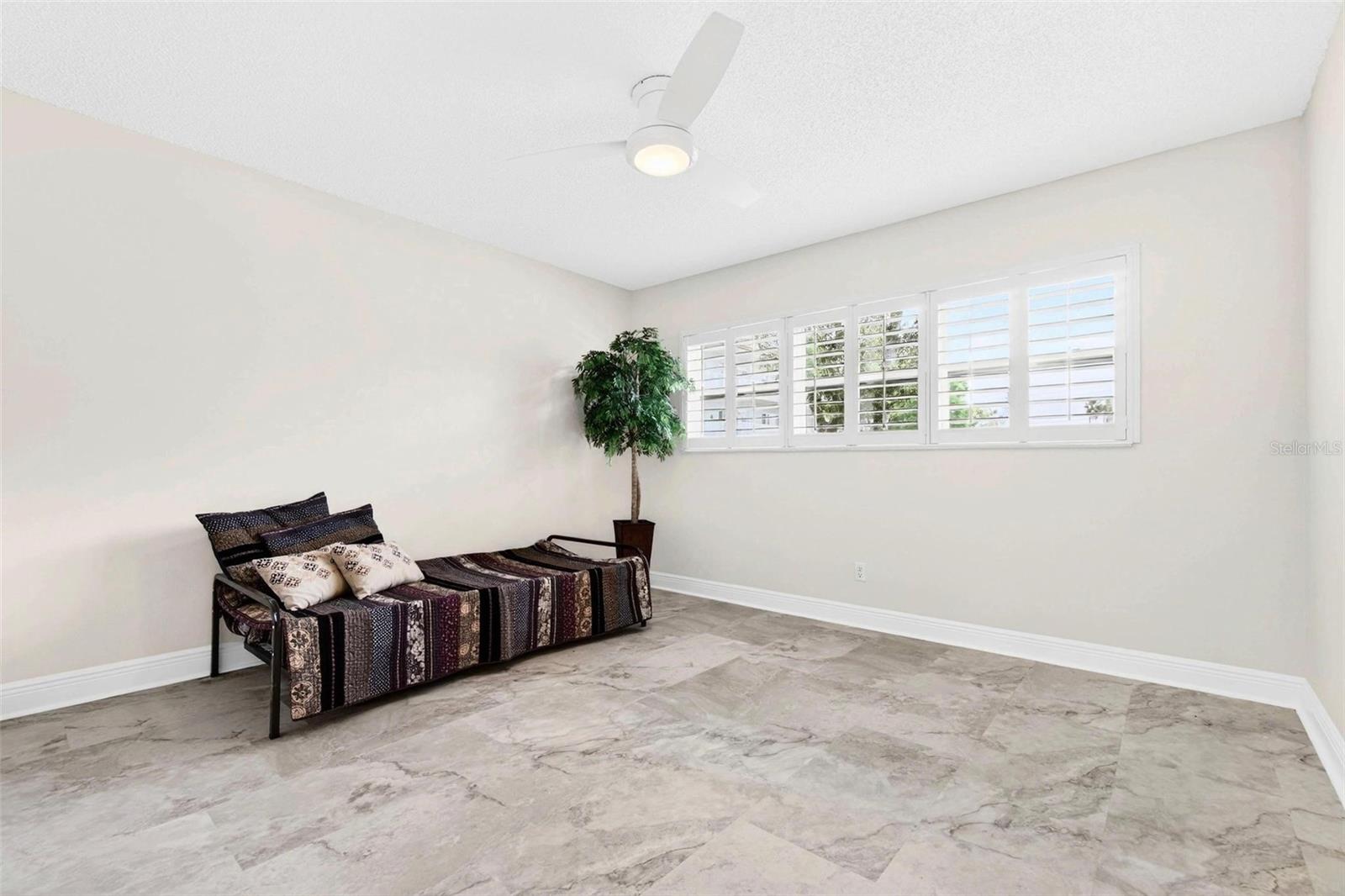 Image 17 of 69 For 2260 Costa Rican Drive 6