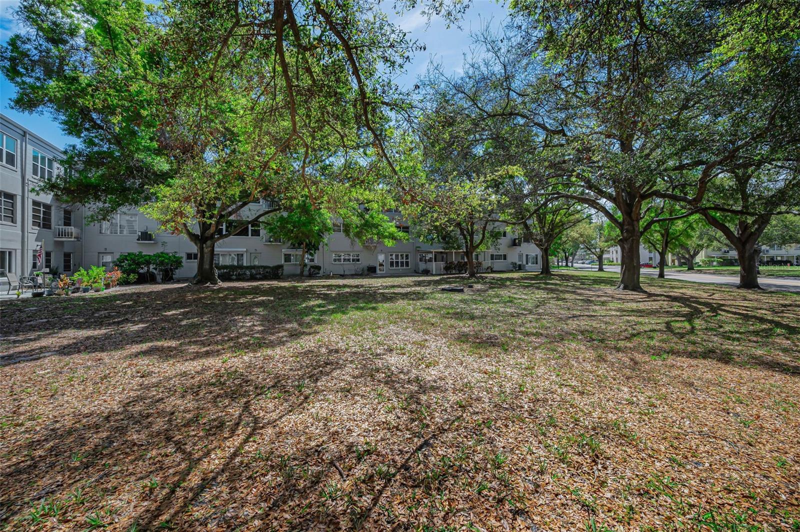 Image 21 of 69 For 2260 Costa Rican Drive 6