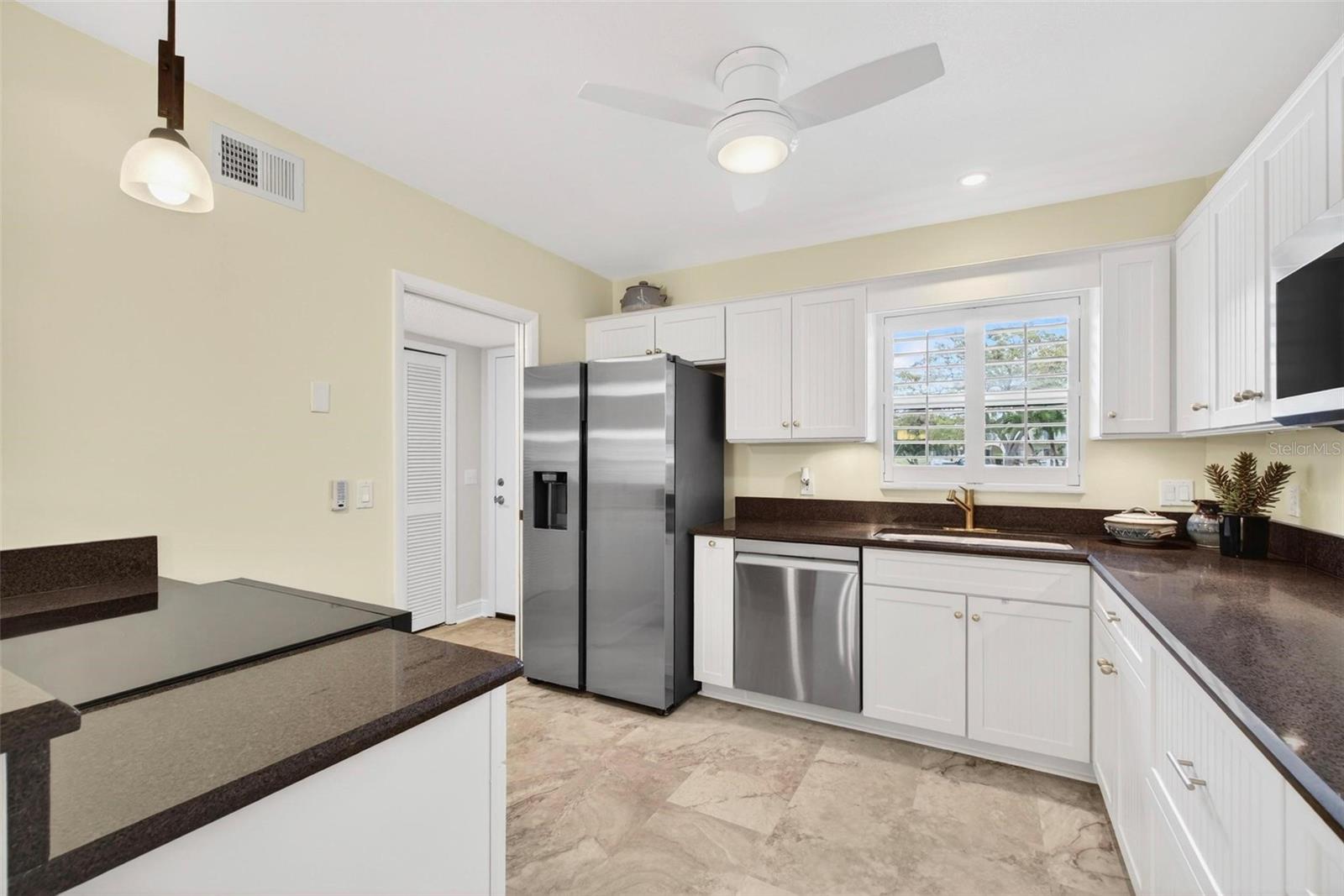 Image 5 of 69 For 2260 Costa Rican Drive 6