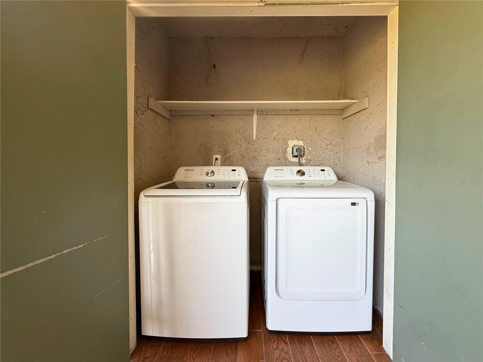 Image 35 of 41 For 7210 Manhattan Avenue 2524