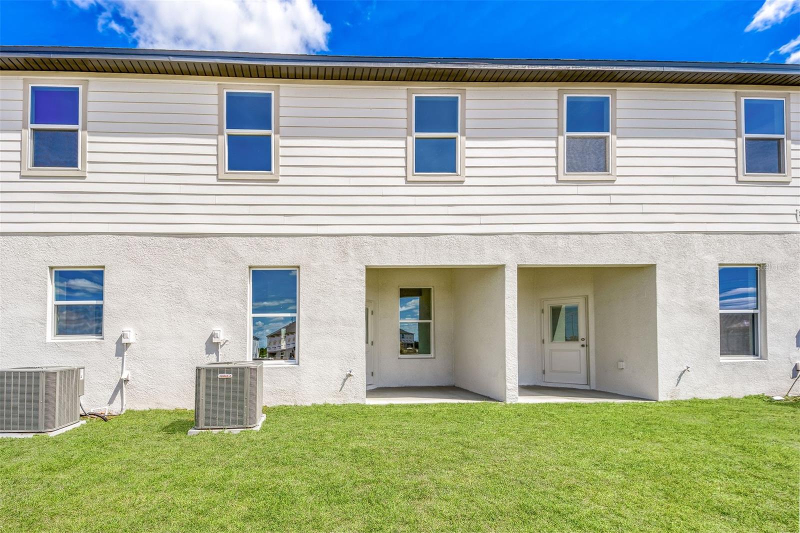 Image 16 of 16 For 696 Poppy Lane