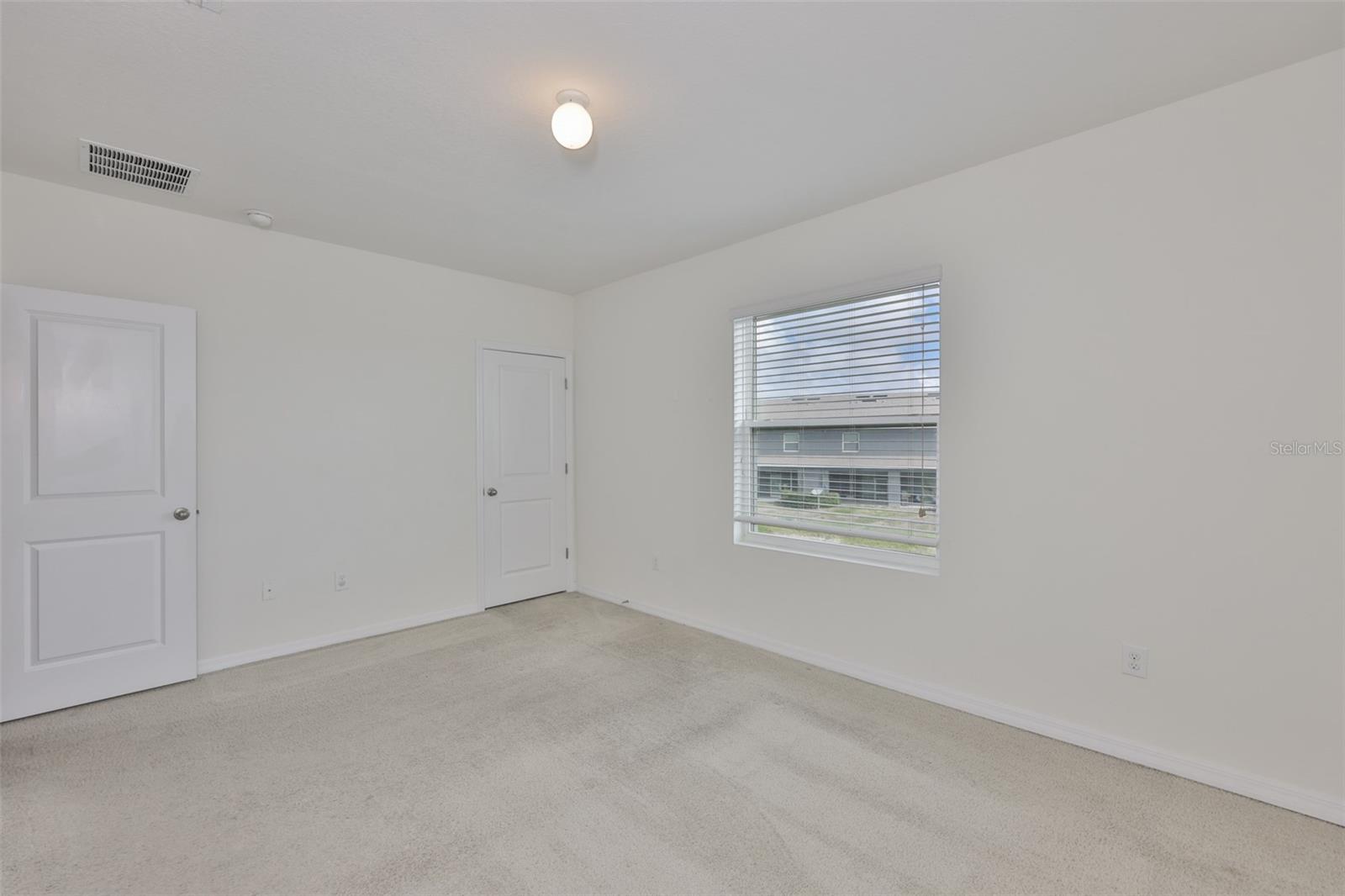 Image 24 of 41 For 8969 Indigo Trail Loop