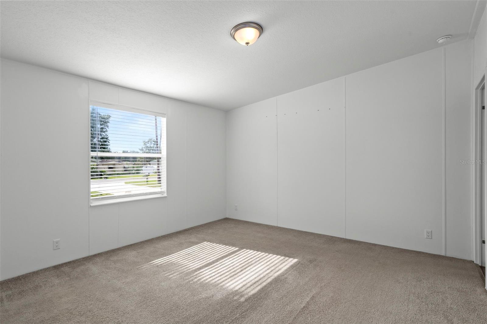 Image 25 of 37 For 5920 Whisper Point