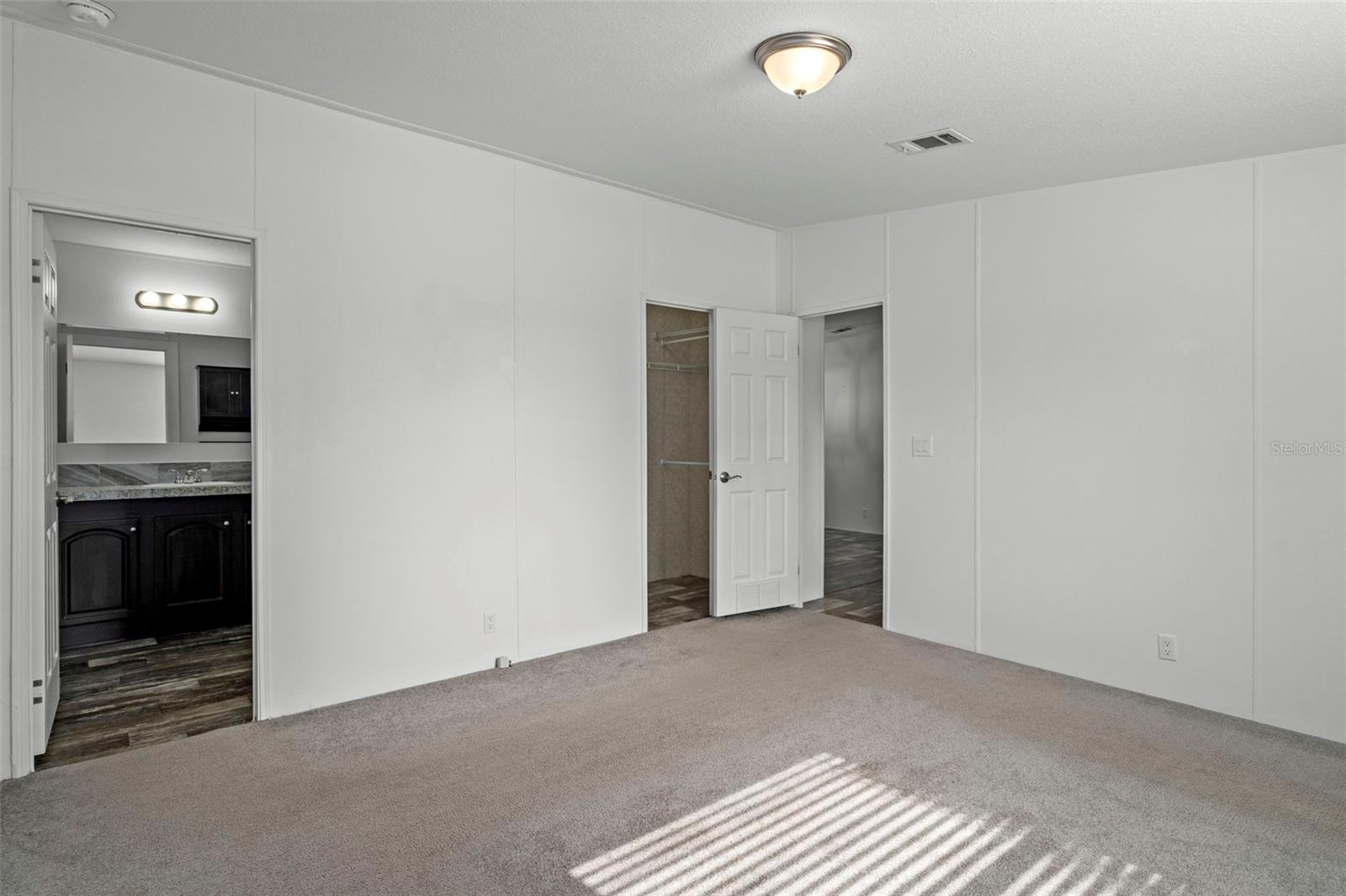 Image 27 of 37 For 5920 Whisper Point