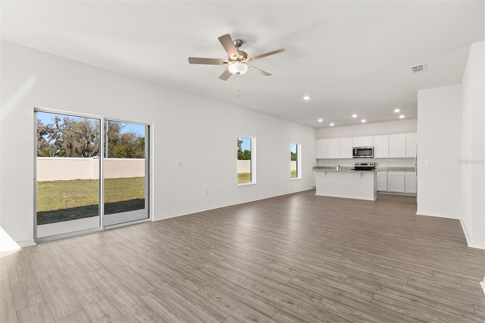 Image 10 of 25 For 1790 White Elephant Loop