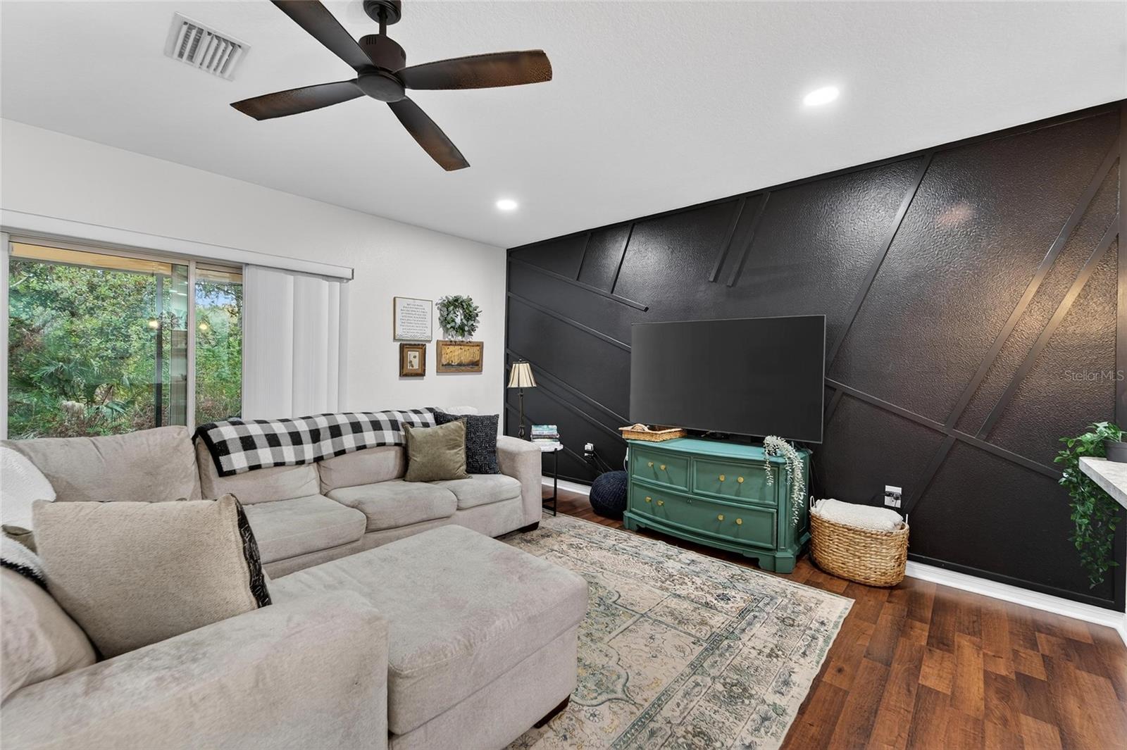 Image 16 of 90 For 9824 Hound Chase Drive