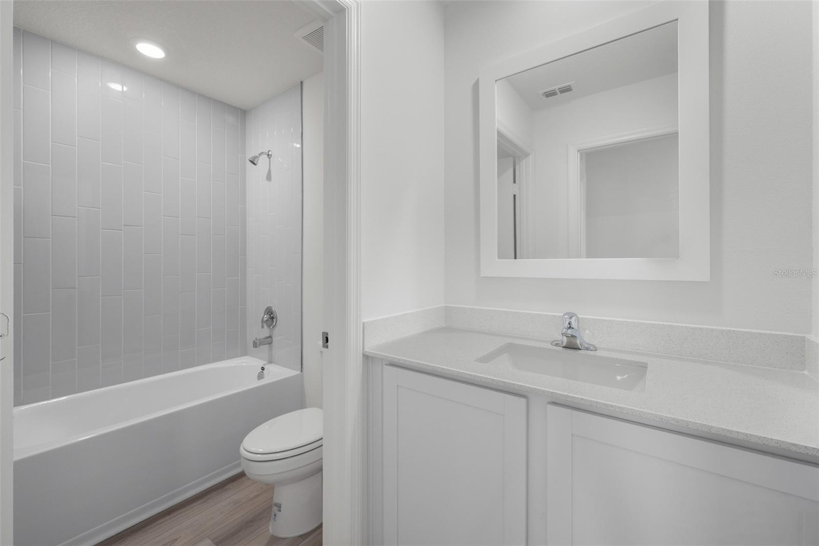 Image 21 of 31 For 1774 White Elephant Loop