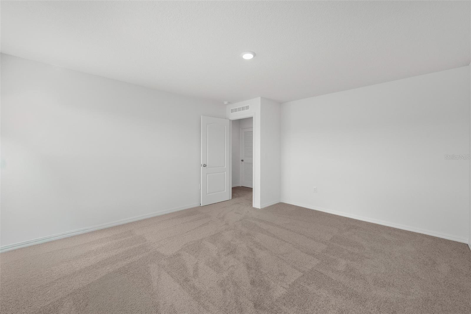 Image 29 of 31 For 1774 White Elephant Loop