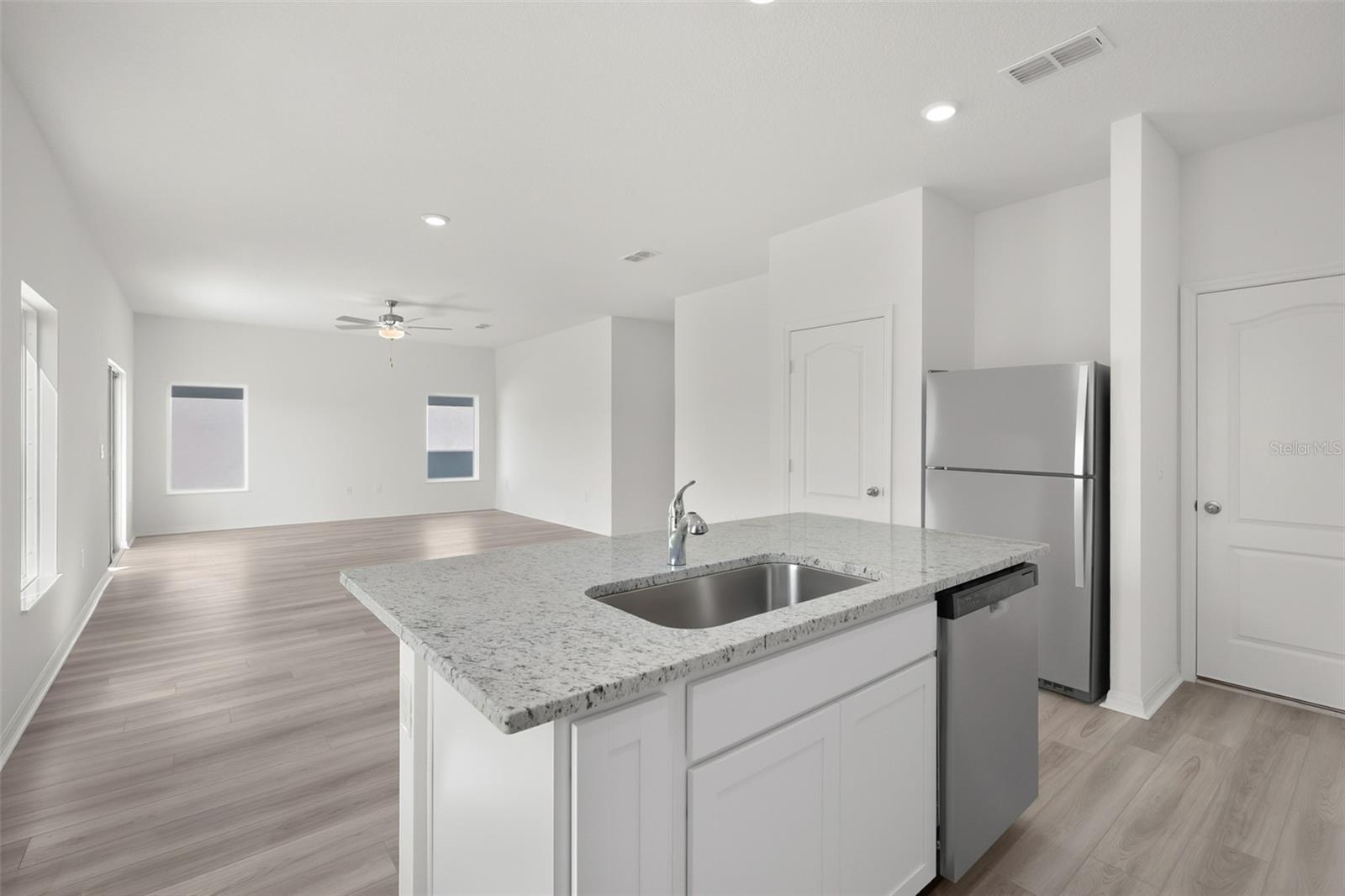 Image 6 of 31 For 1774 White Elephant Loop