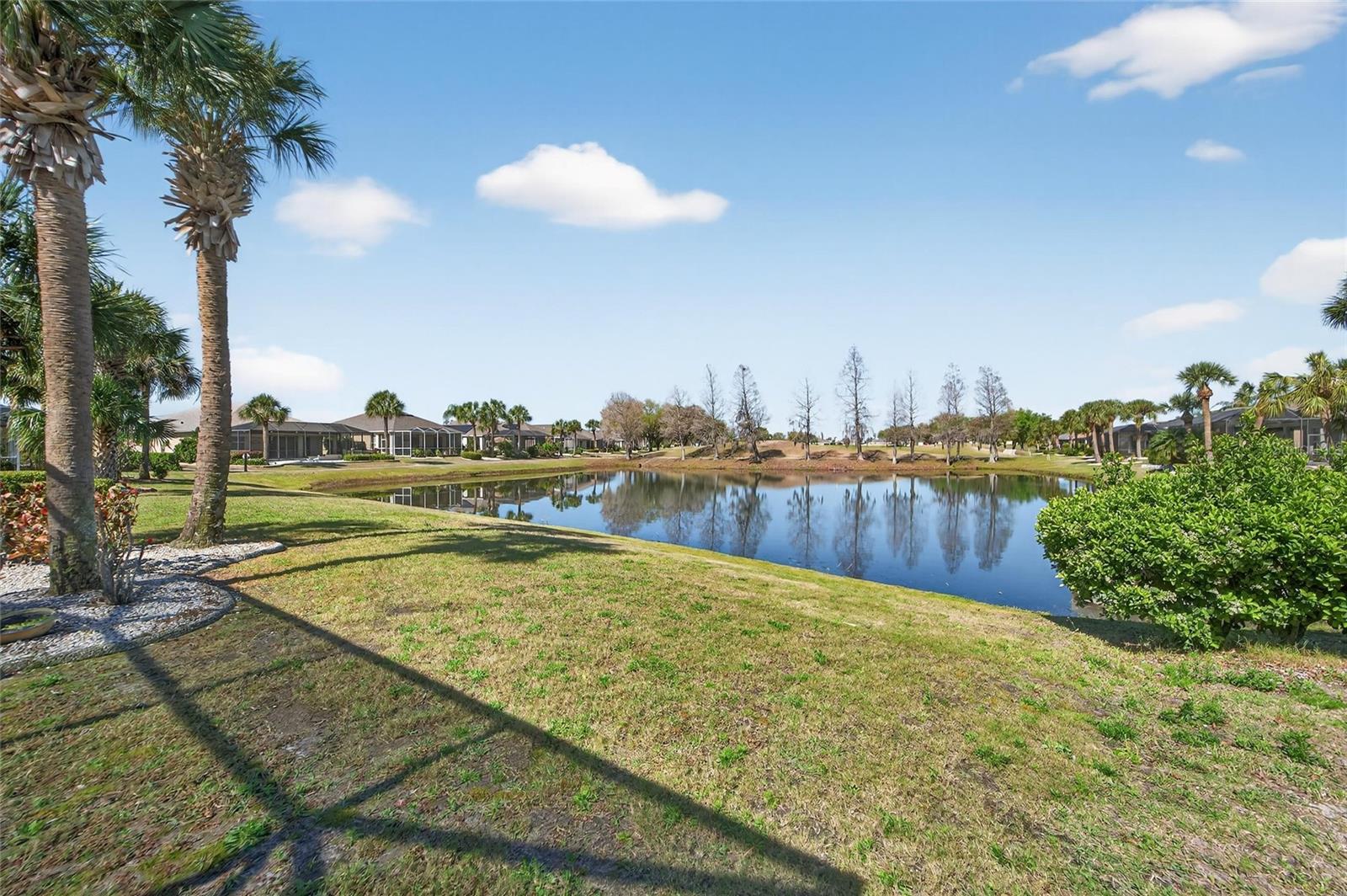 Image 30 of 47 For 915 Regal Manor Way