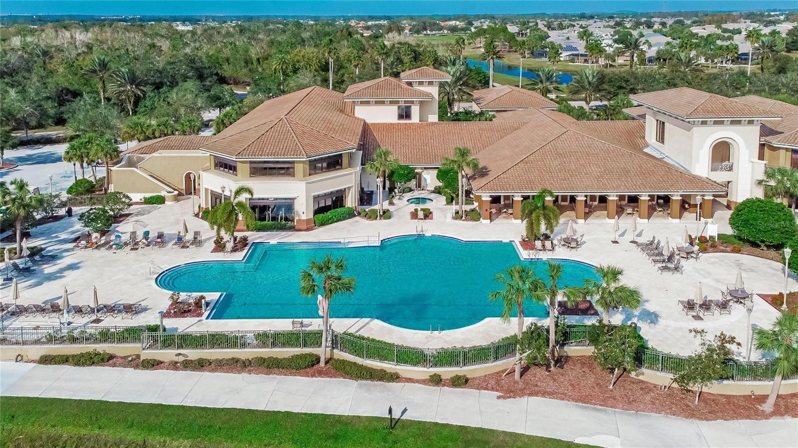 Image 46 of 47 For 915 Regal Manor Way