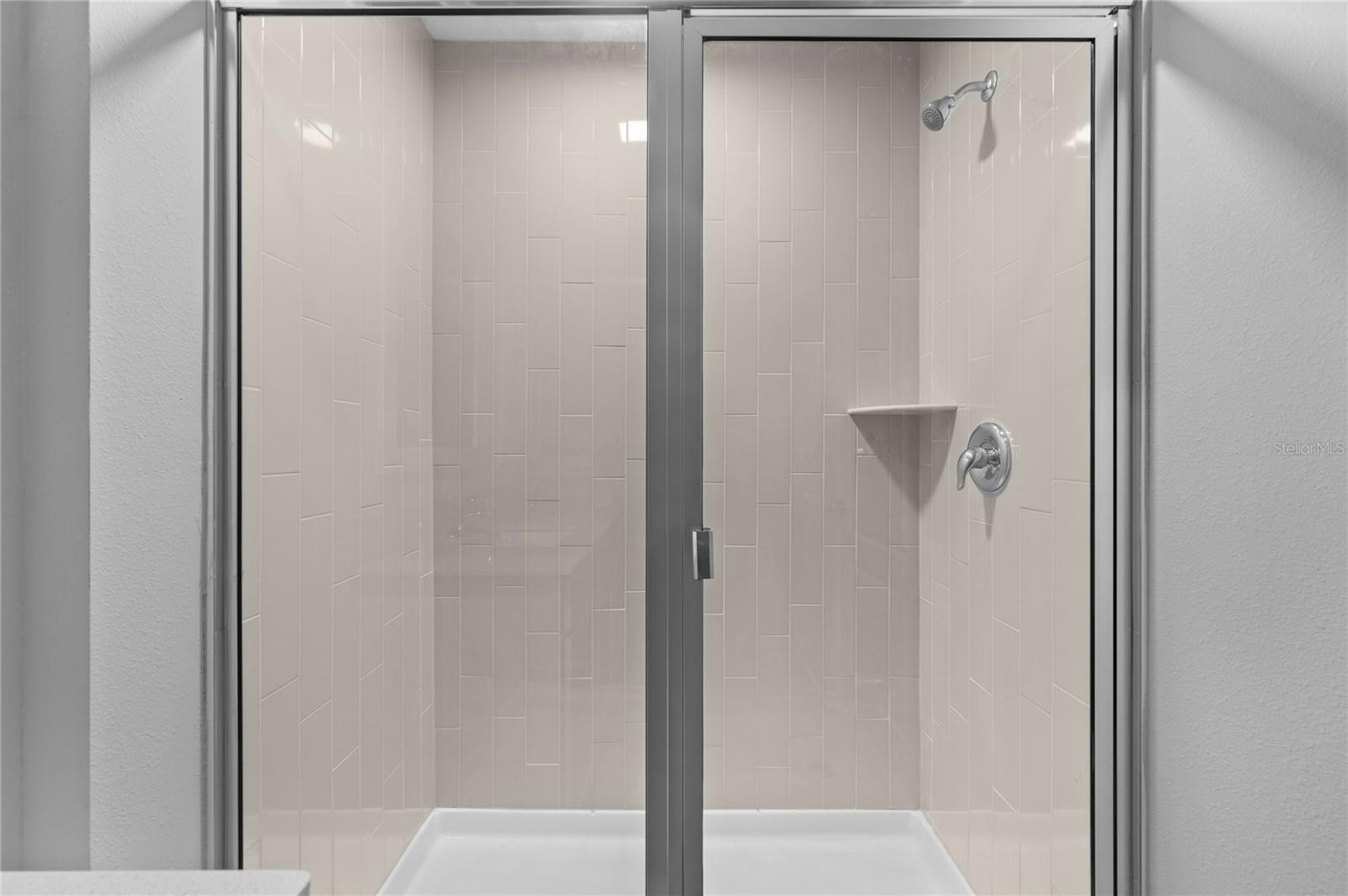 Image 18 of 23 For 576 Bay Leaf Drive