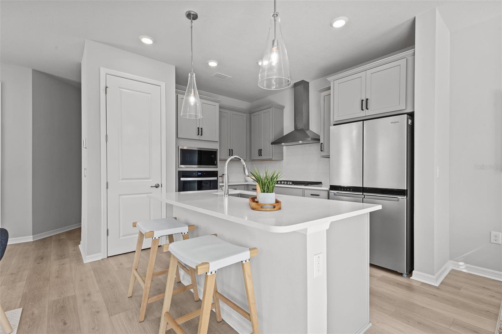 Listing photo id 11 for 17240 Balance Cove