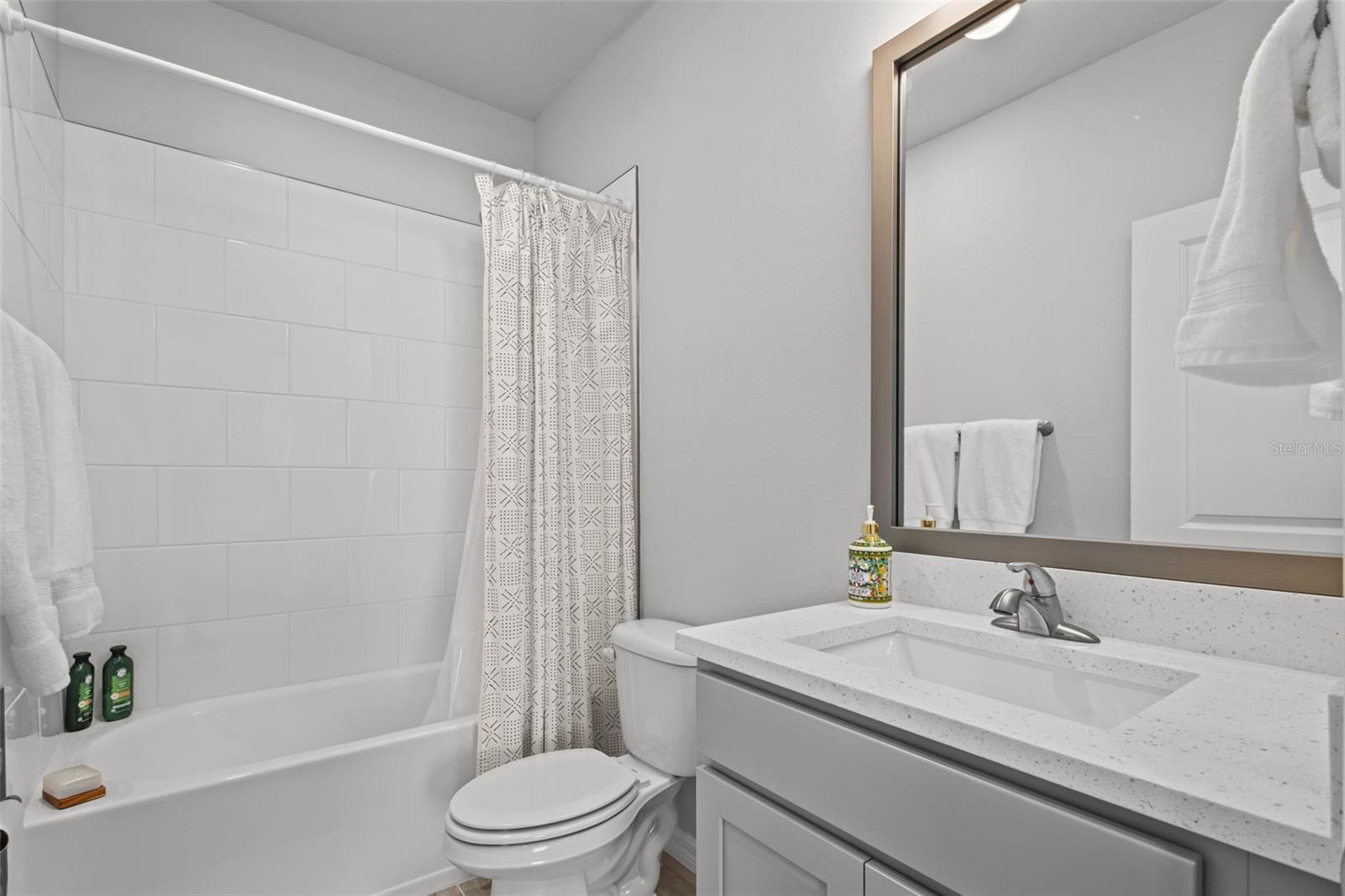 Listing photo id 24 for 17240 Balance Cove