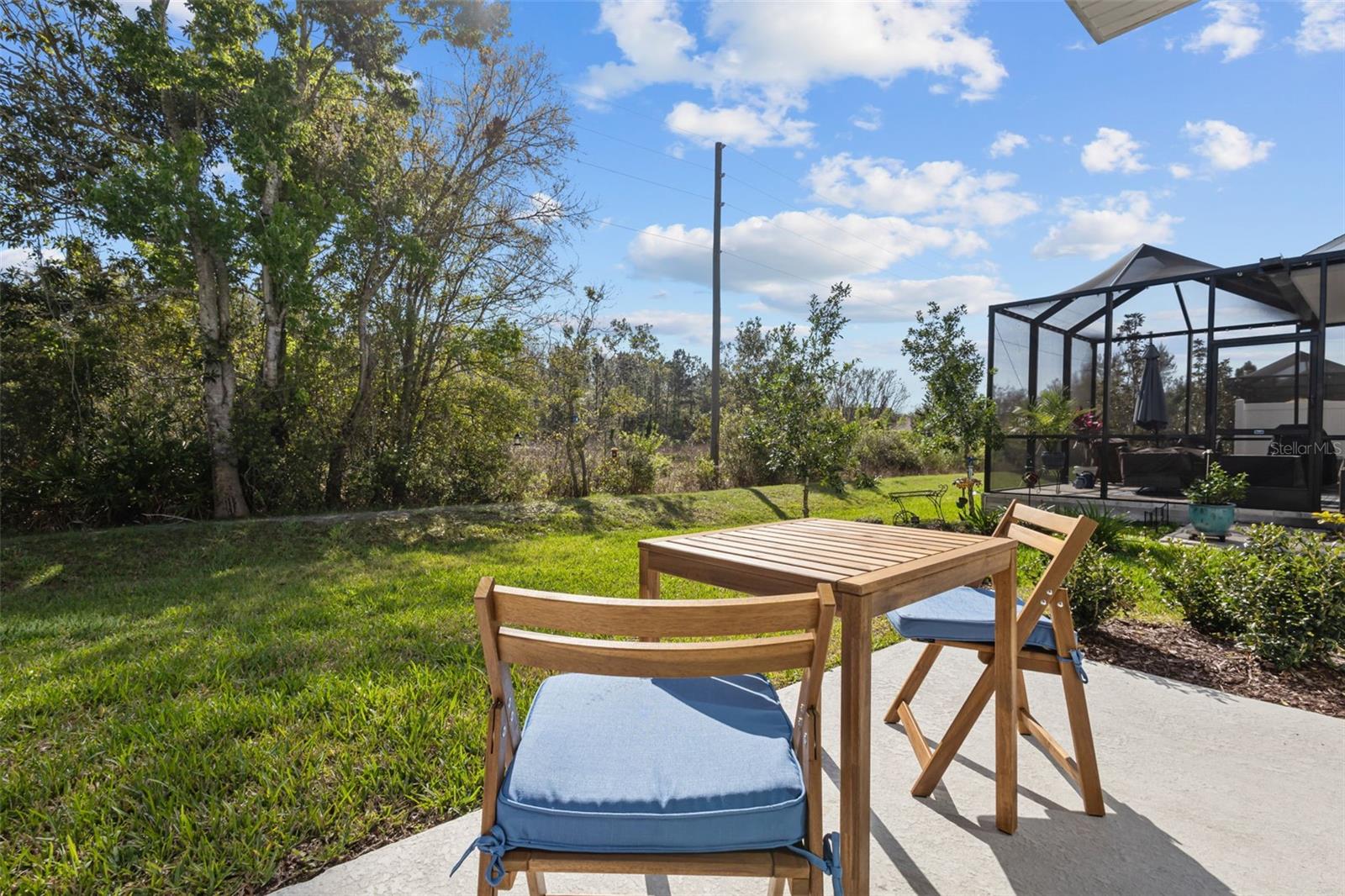 Listing photo id 6 for 17240 Balance Cove