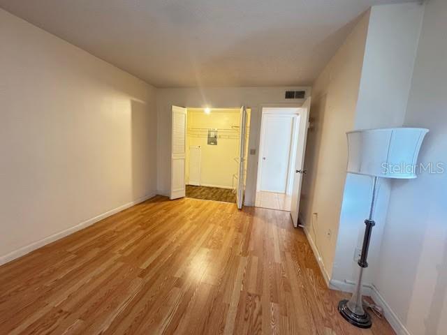 Image 10 of 64 For 946 Virginia Street 104- J