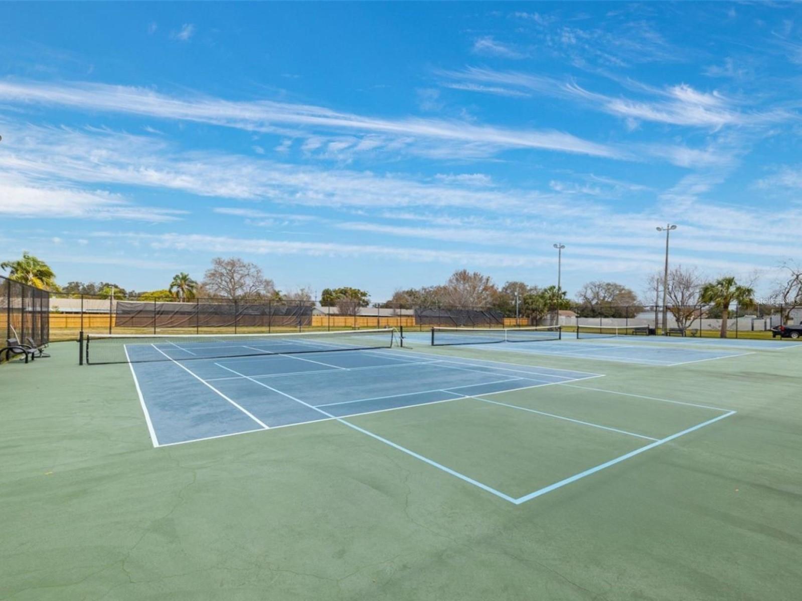 Image 34 of 64 For 946 Virginia Street 104- J