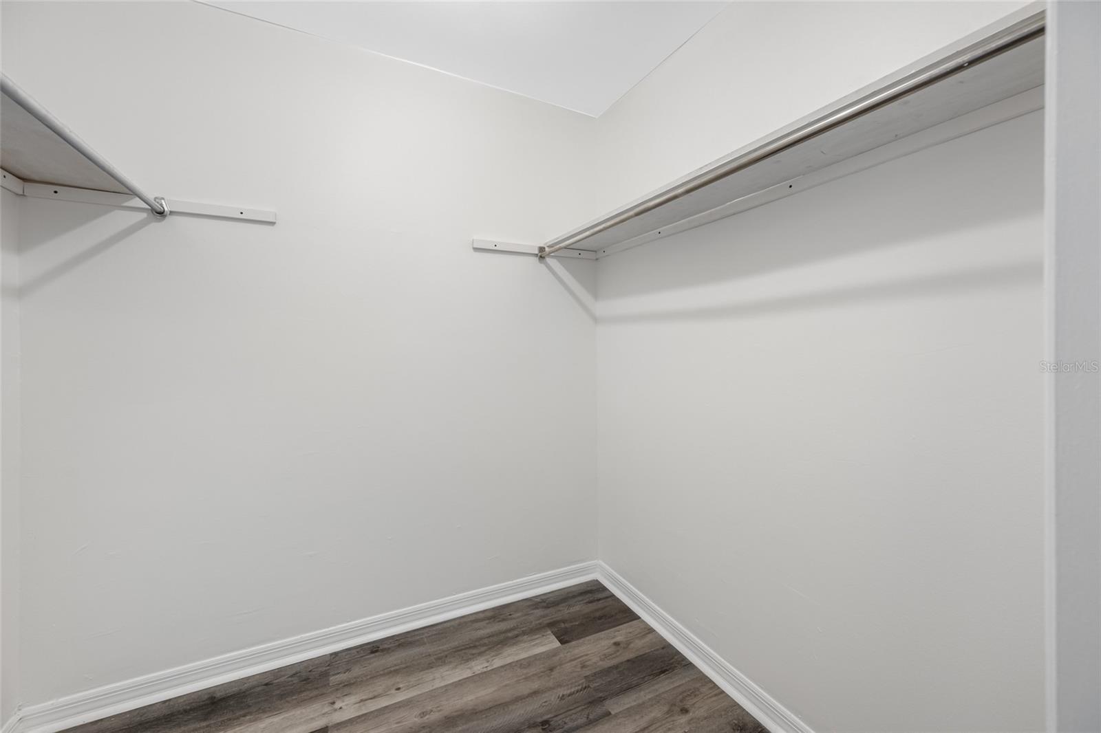 Image 22 of 53 For 3428 Yale Circle