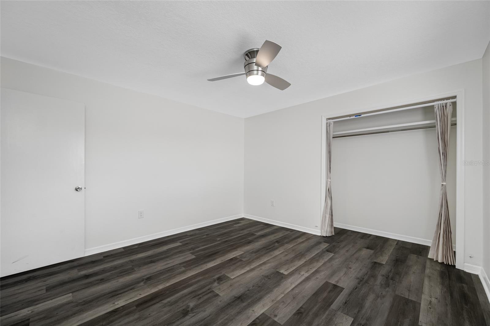 Image 29 of 53 For 3428 Yale Circle