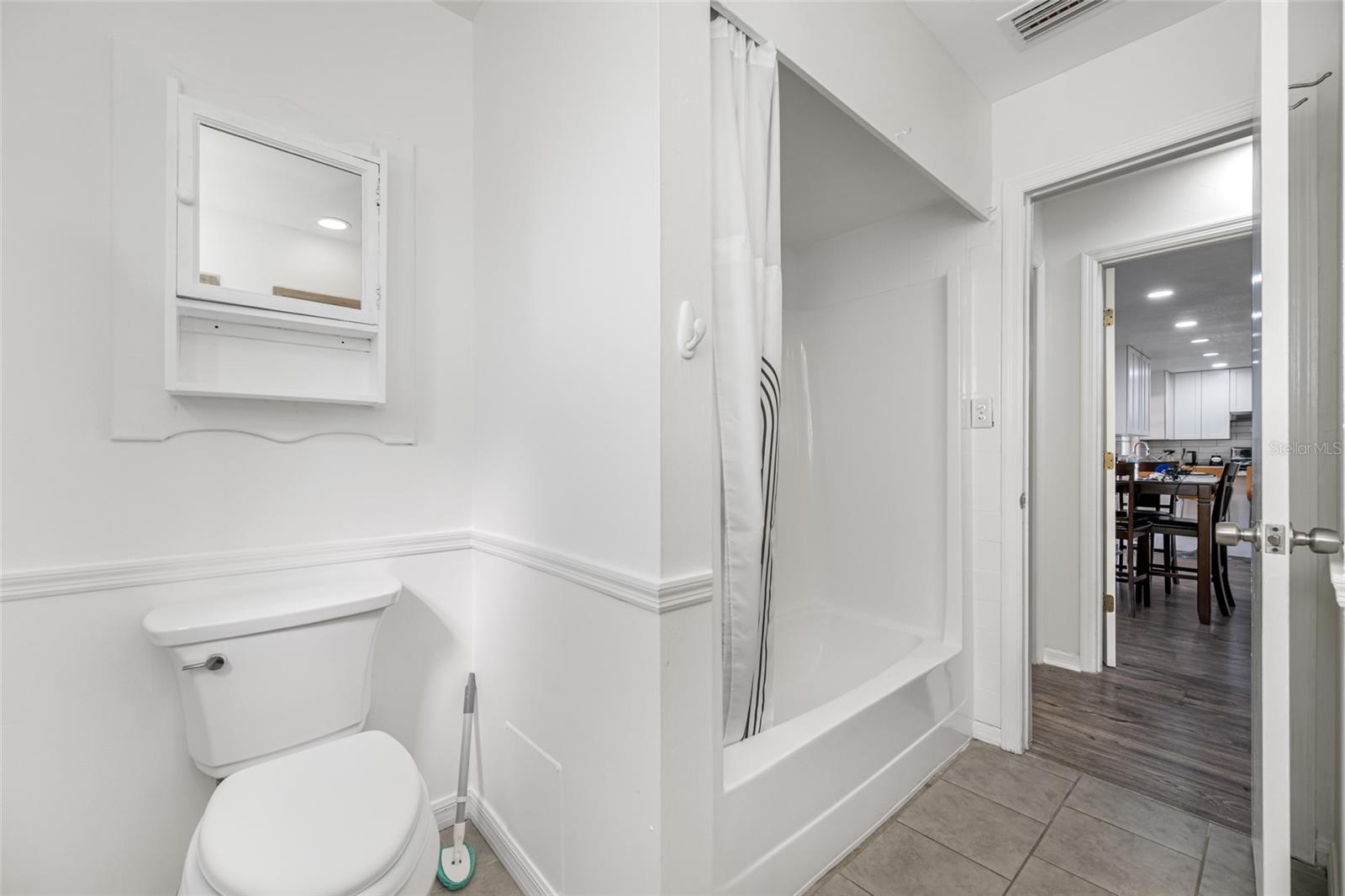 Image 34 of 53 For 3428 Yale Circle