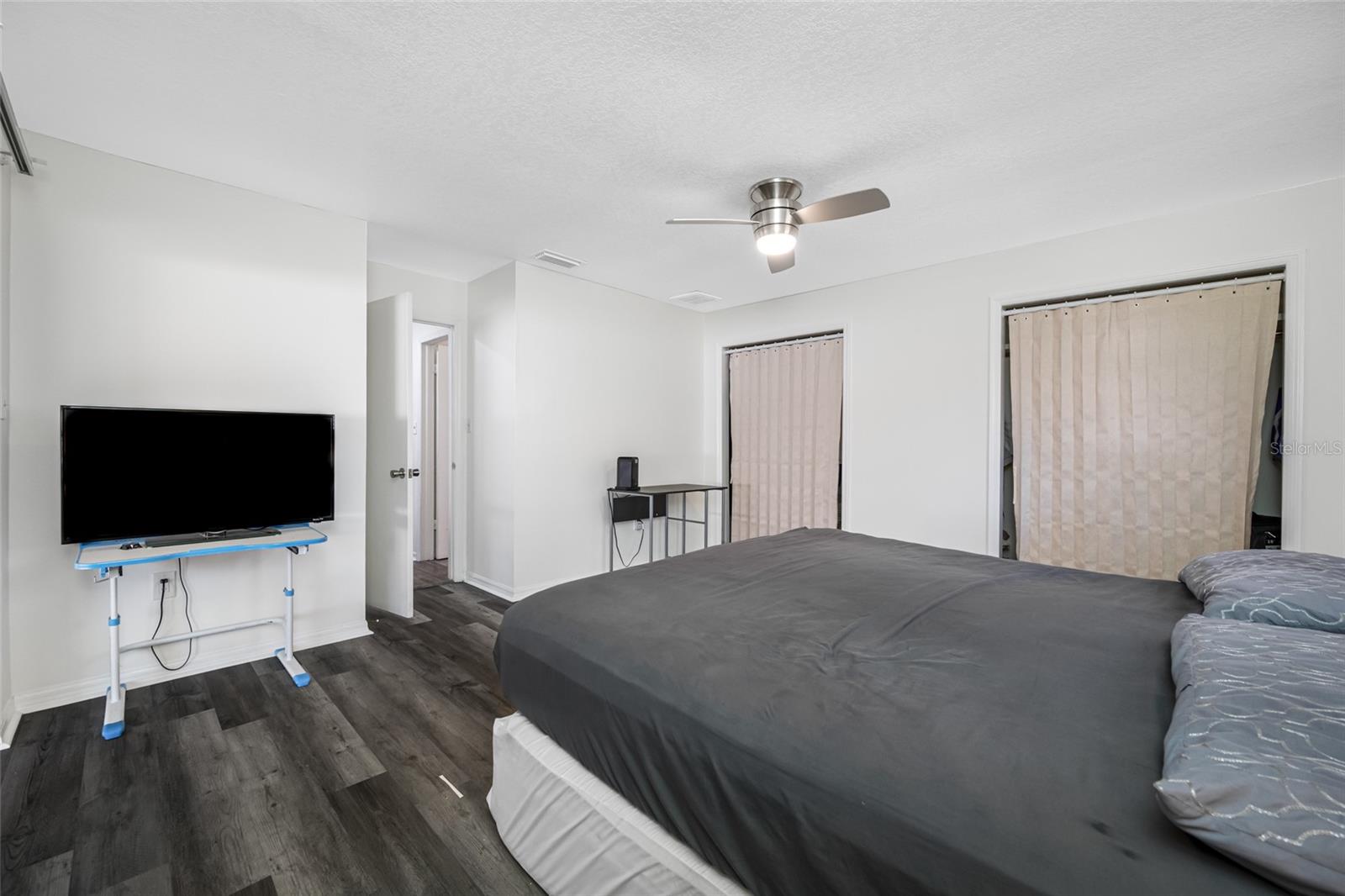 Image 36 of 53 For 3428 Yale Circle