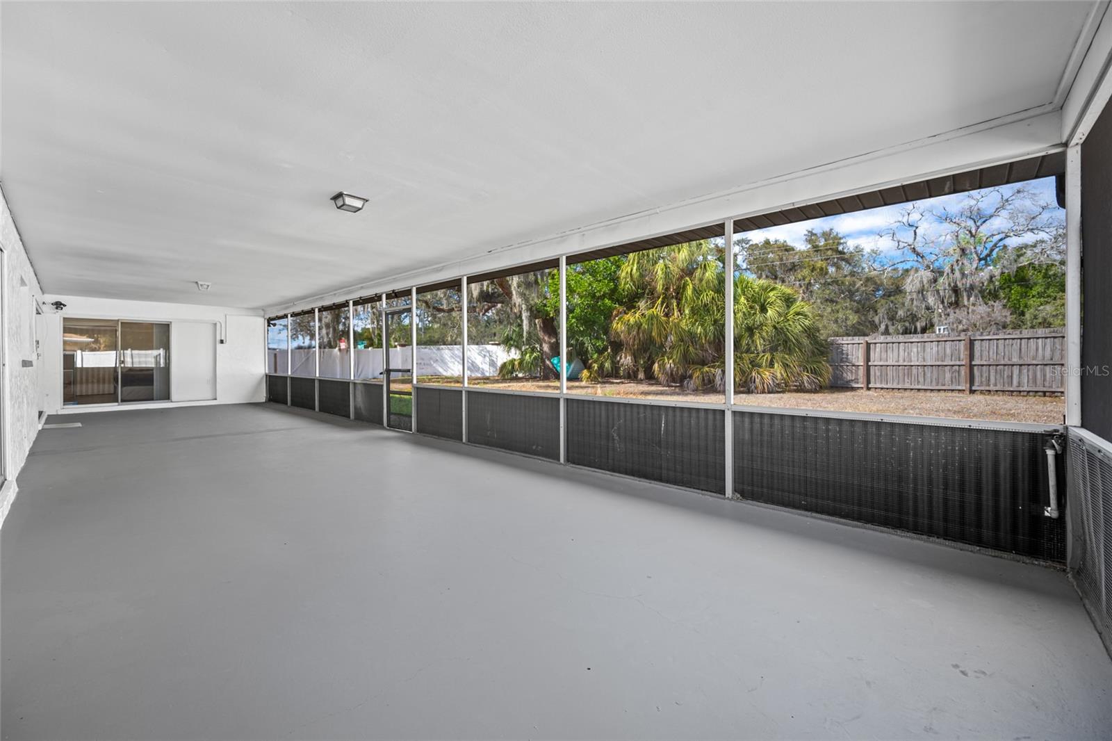 Image 43 of 53 For 3428 Yale Circle