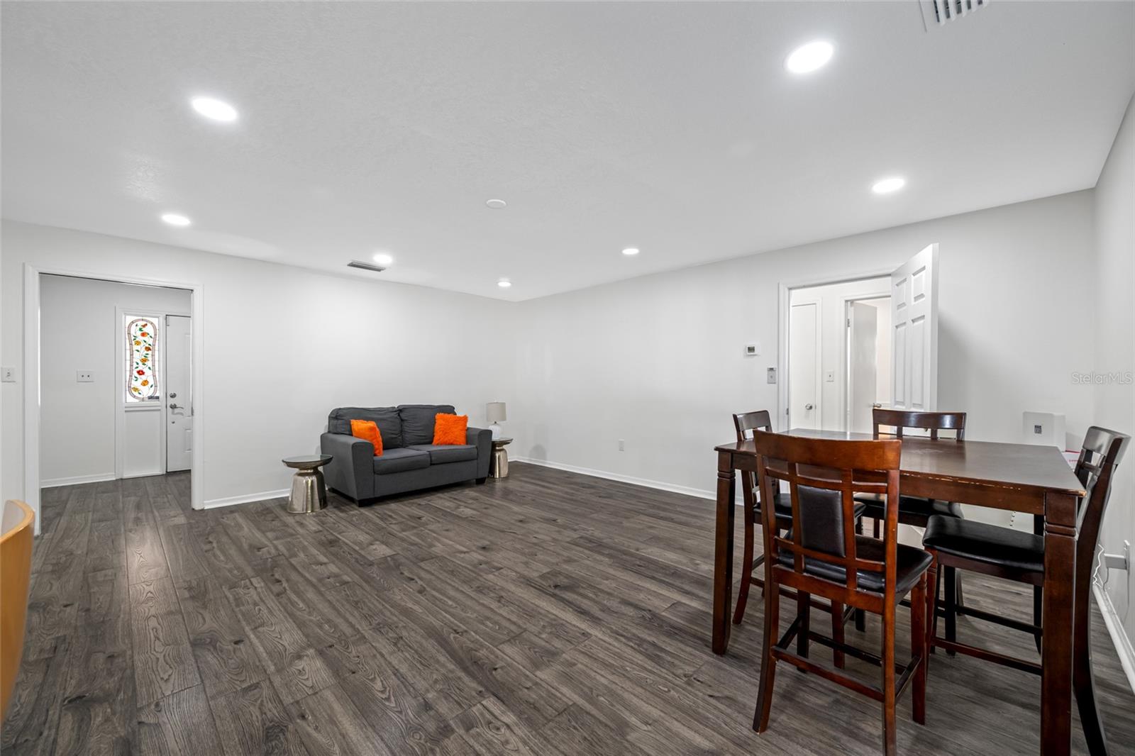 Image 8 of 53 For 3428 Yale Circle