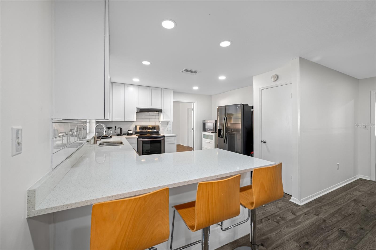 Image 9 of 53 For 3428 Yale Circle