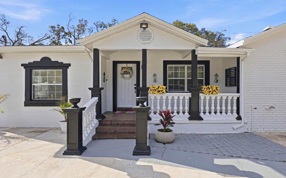 Image 11 of 67 For 2132 Bird Street