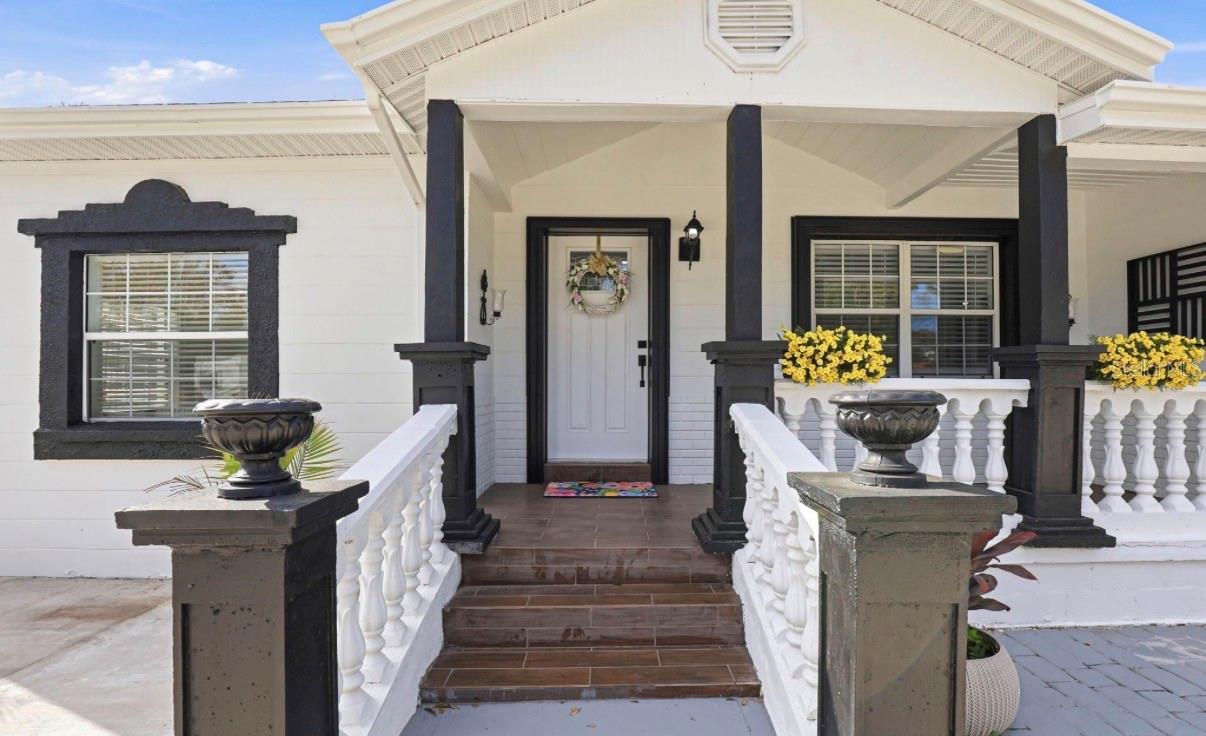 Image 12 of 67 For 2132 Bird Street