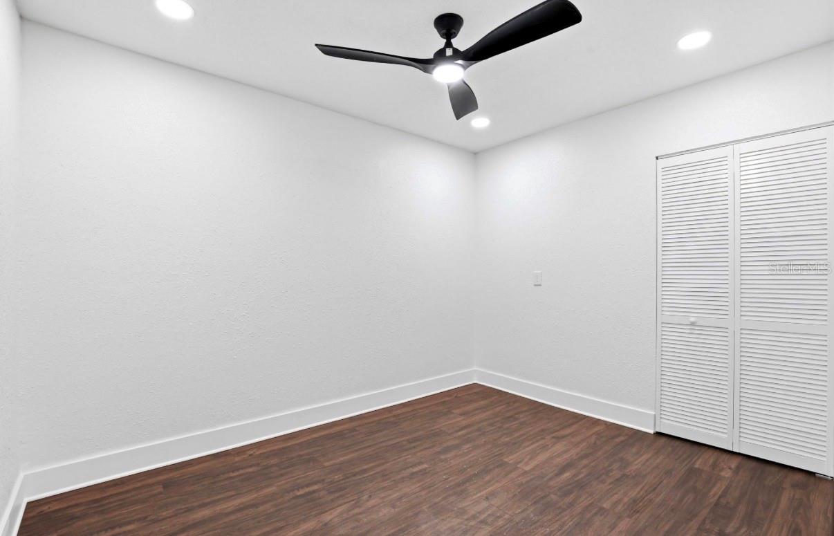 Image 20 of 67 For 2132 Bird Street