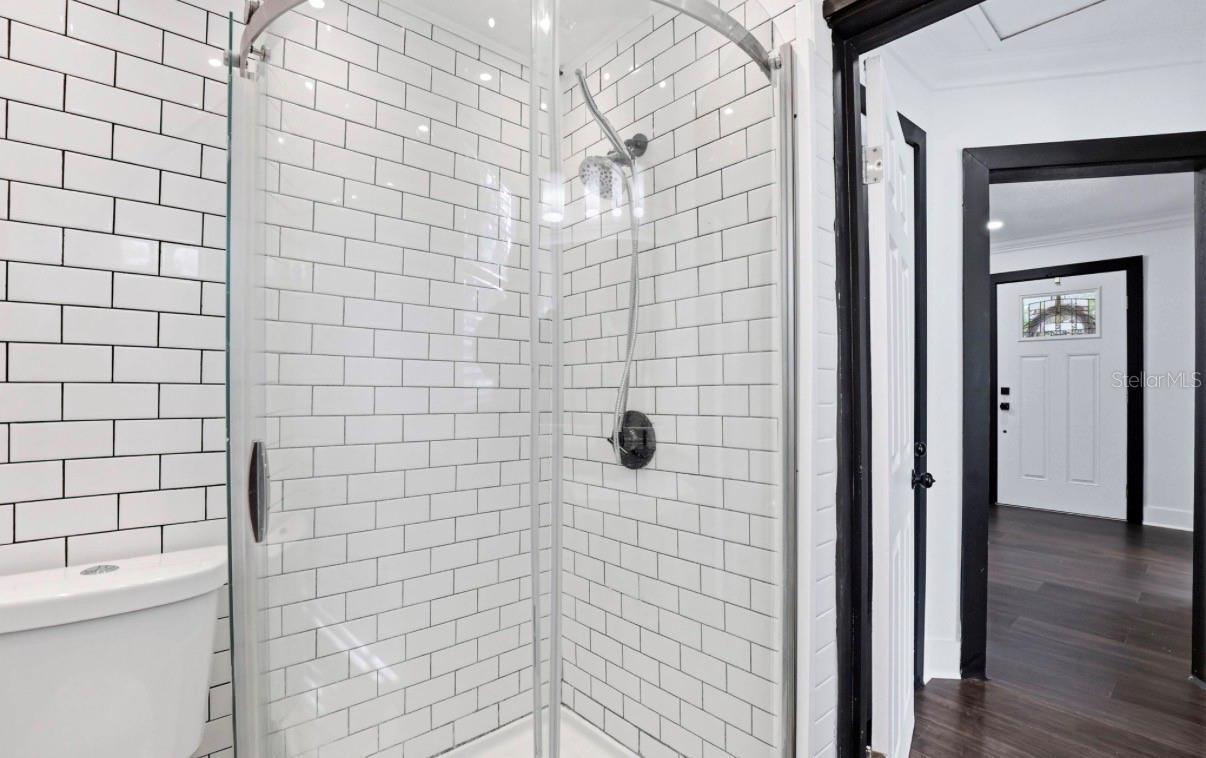 Image 26 of 67 For 2132 Bird Street