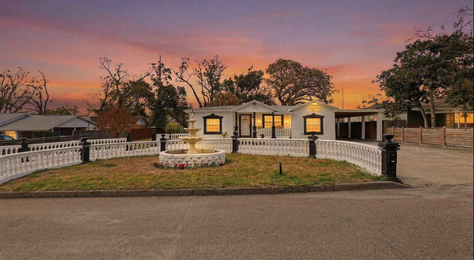 Image 4 of 67 For 2132 Bird Street