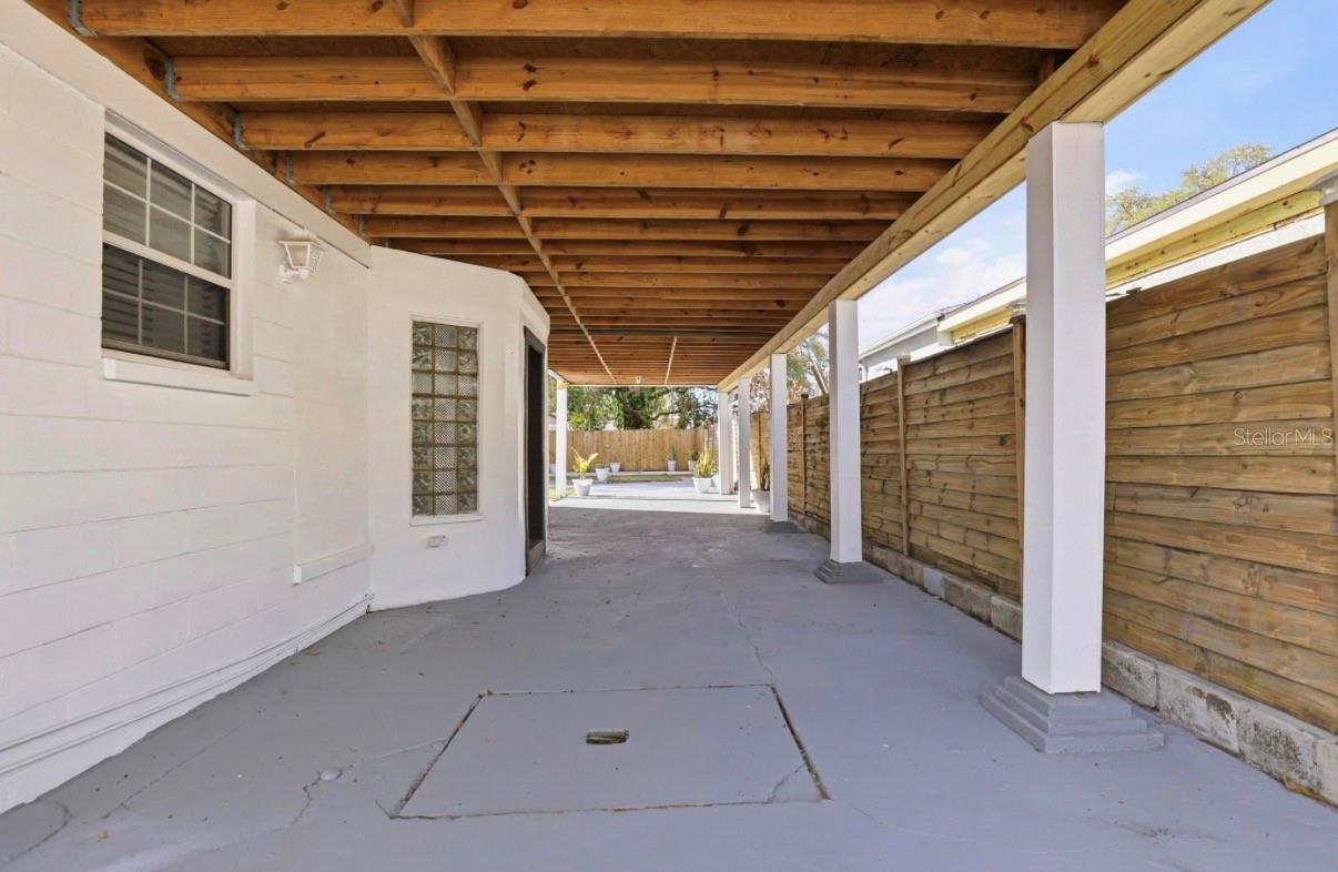 Image 45 of 67 For 2132 Bird Street