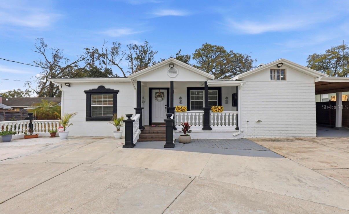 Image 9 of 67 For 2132 Bird Street