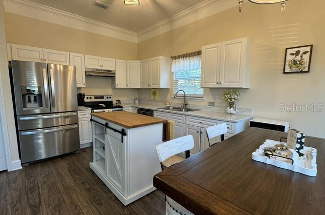 Image 7 of 12 For 6107 W 1st Mnr