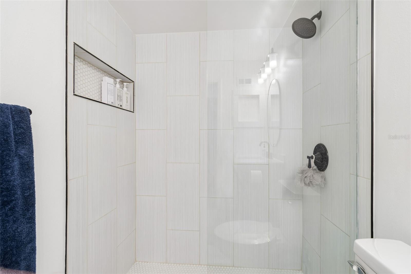 Image 15 of 25 For 9785 86th Avenue 9785