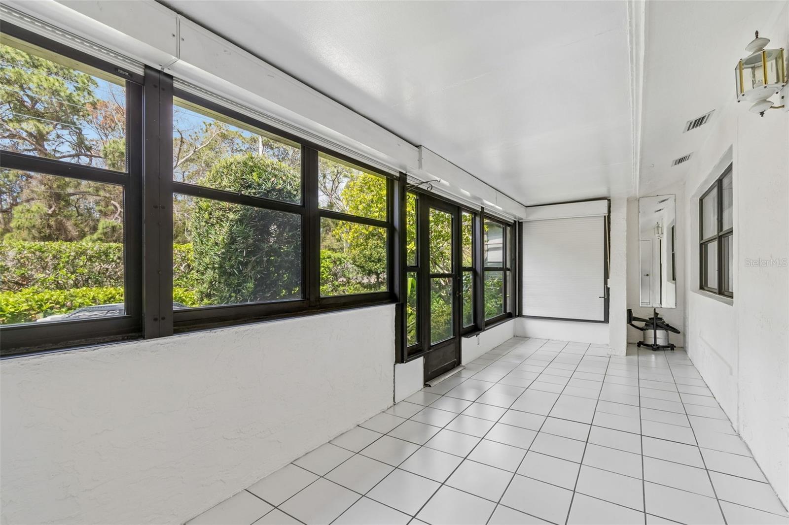 Image 19 of 25 For 9785 86th Avenue 9785