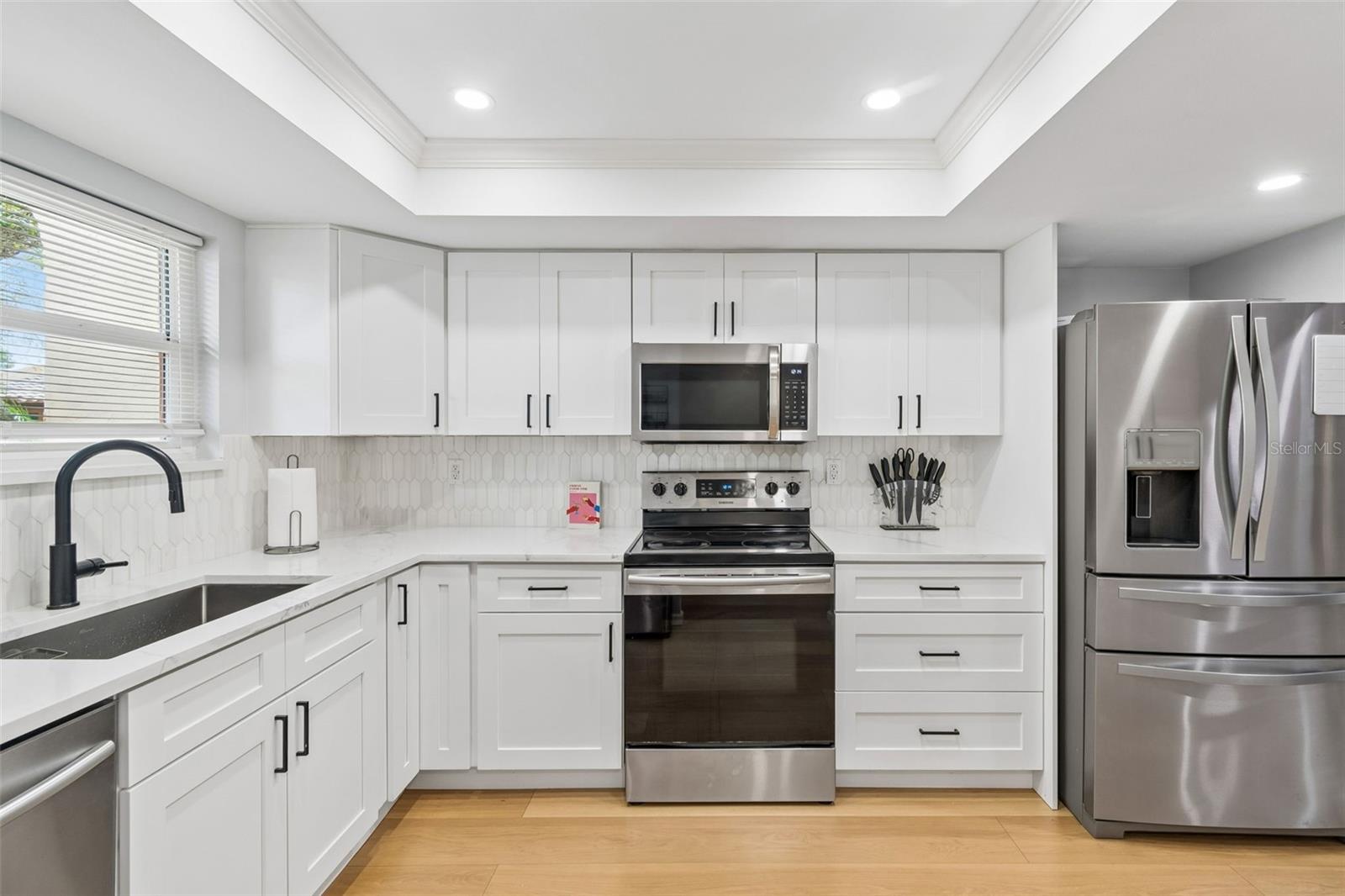 Image 3 of 25 For 9785 86th Avenue 9785